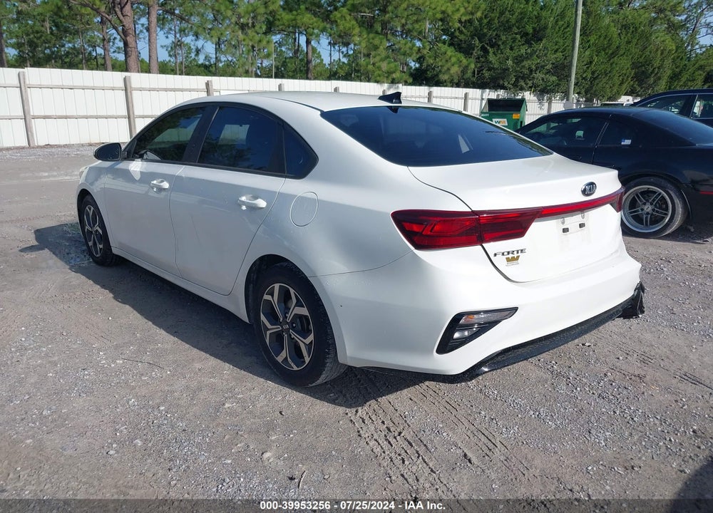 2020 KIA FORTE LXS VIN: 3KPF24AD2LE222385