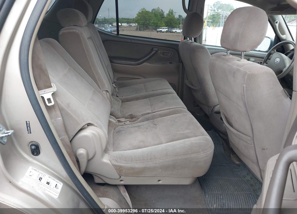 2005 TOYOTA SEQUOIA SR5 V8 VIN: 5TDZT34A65S261544