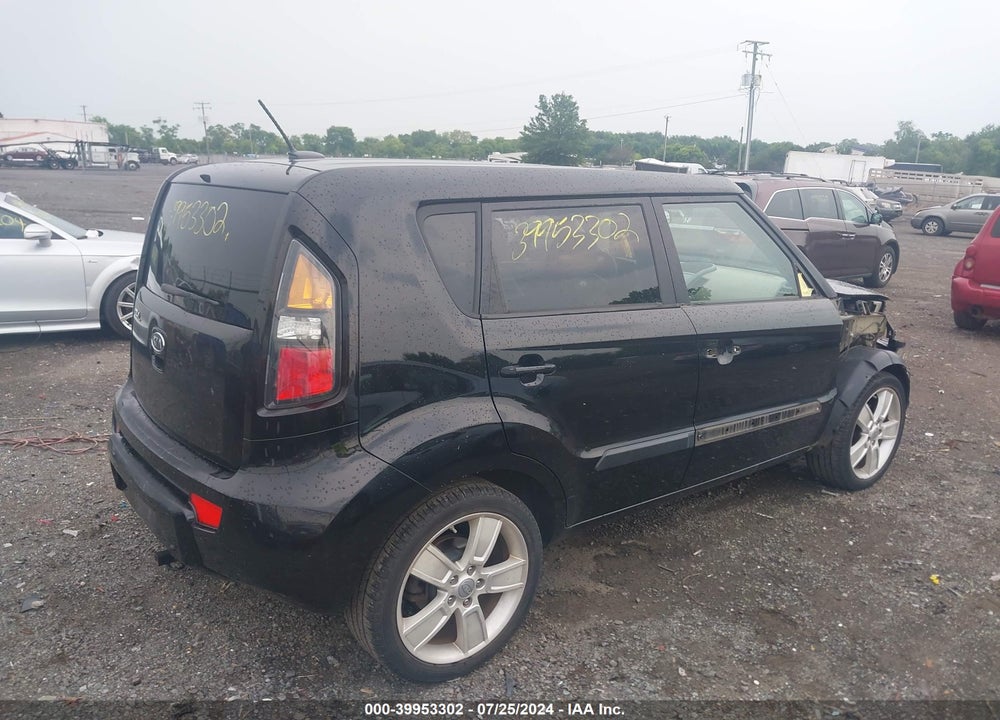 2011 KIA SOUL VIN: KNDJT2A29B7327742