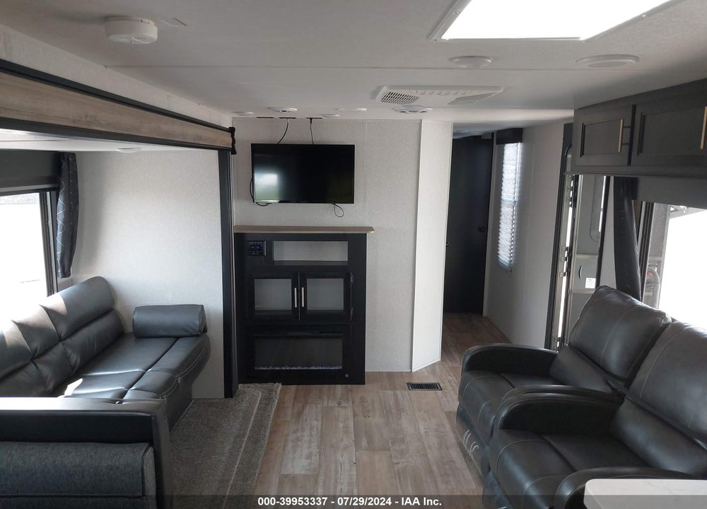 2022 FOREST RIVER OTHER VIN: 4X4TCKC25NX154192