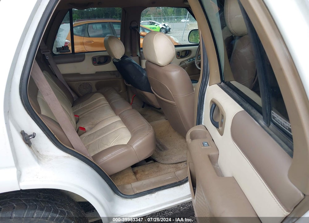 2000 CHEVROLET BLAZER TRAILBLAZER VIN: 1GNCS13W5Y2237135