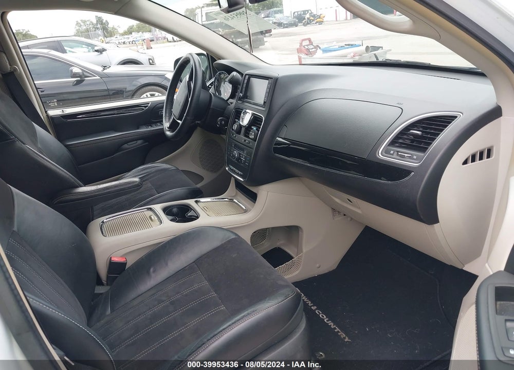 2014 CHRYSLER TOWN & COUNTRY TOURING-L 30TH ANNIVERSARY VIN: 2C4RC1CG2ER455393