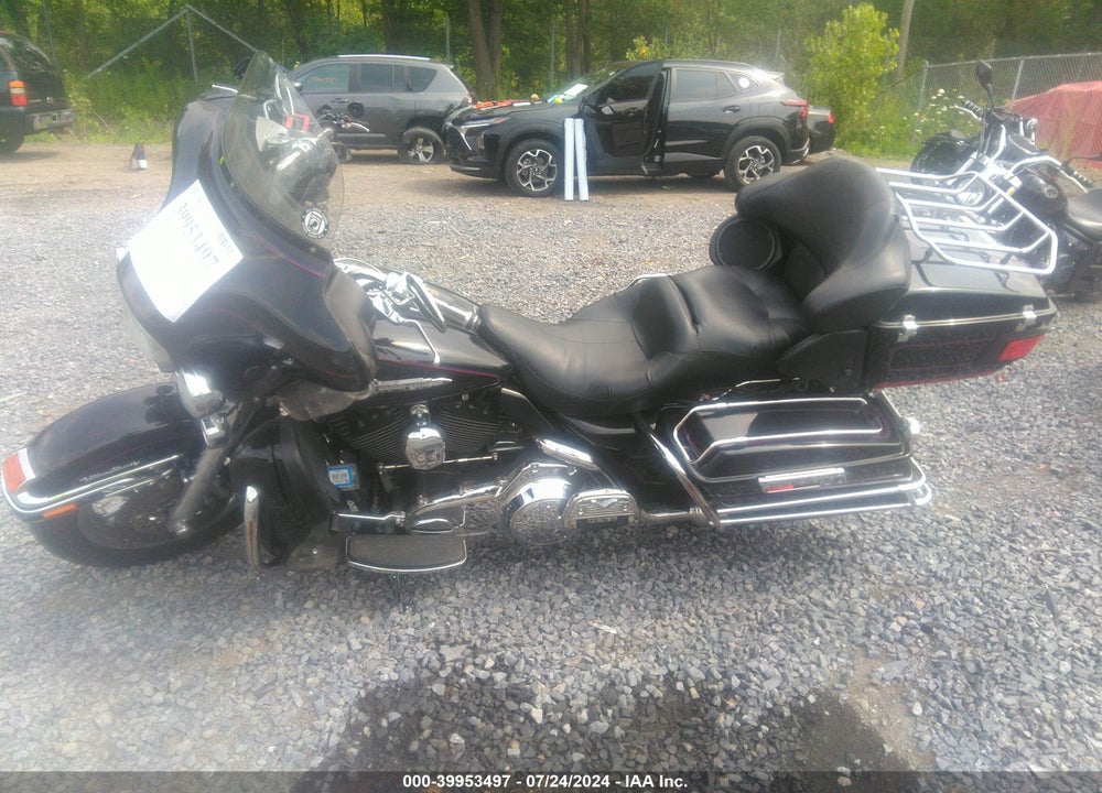 2007 HARLEY-DAVIDSON FLHTCUI VIN: 1HD1FC4177Y687477