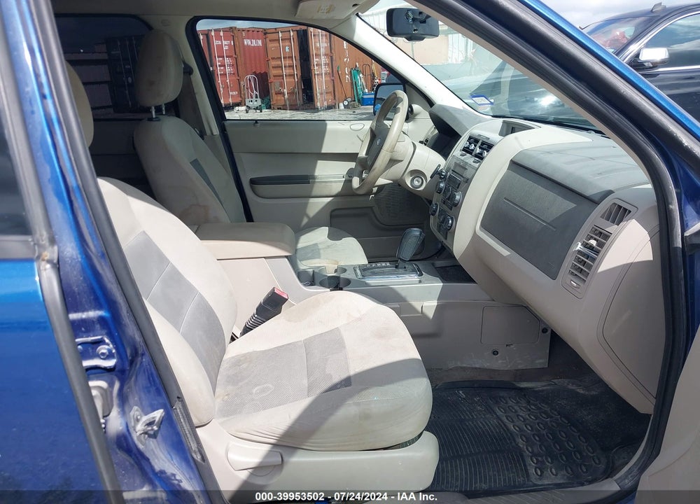 2008 FORD ESCAPE XLT VIN: 1FMCU03168KE80353