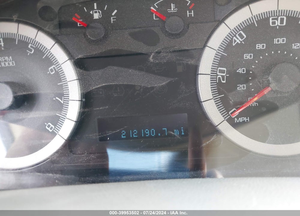 2008 FORD ESCAPE XLT VIN: 1FMCU03168KE80353
