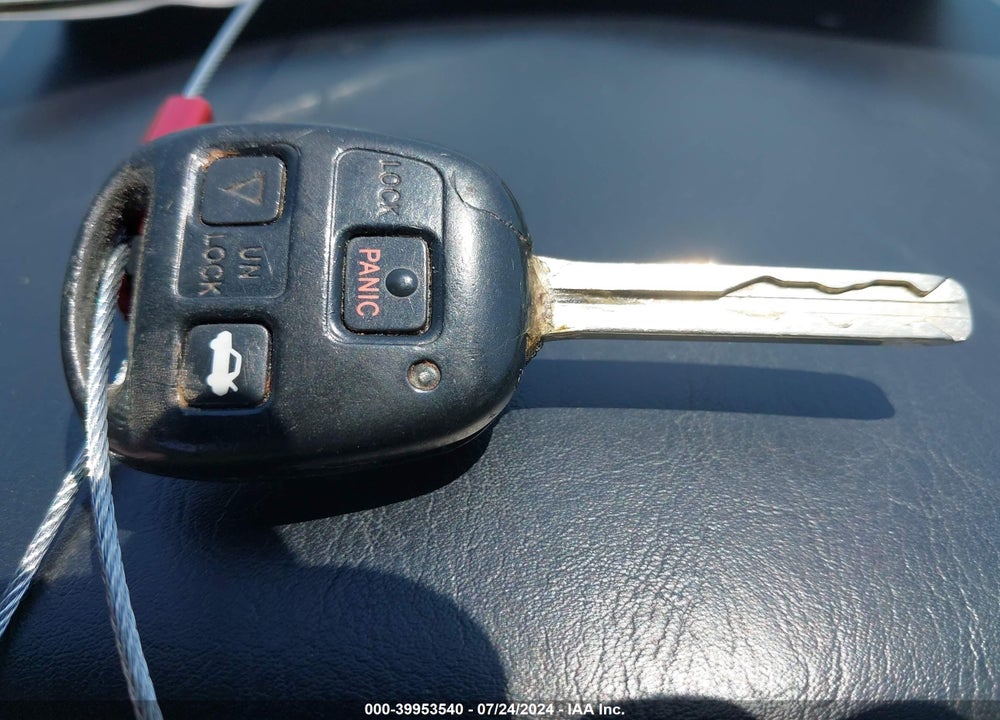 2000 LEXUS ES 300 VIN: JT8BF28G3Y5076975
