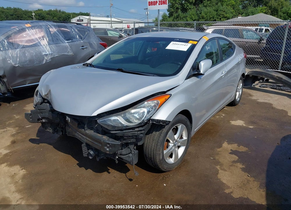 2013 HYUNDAI ELANTRA VIN: KMHDH4AE0DU723482