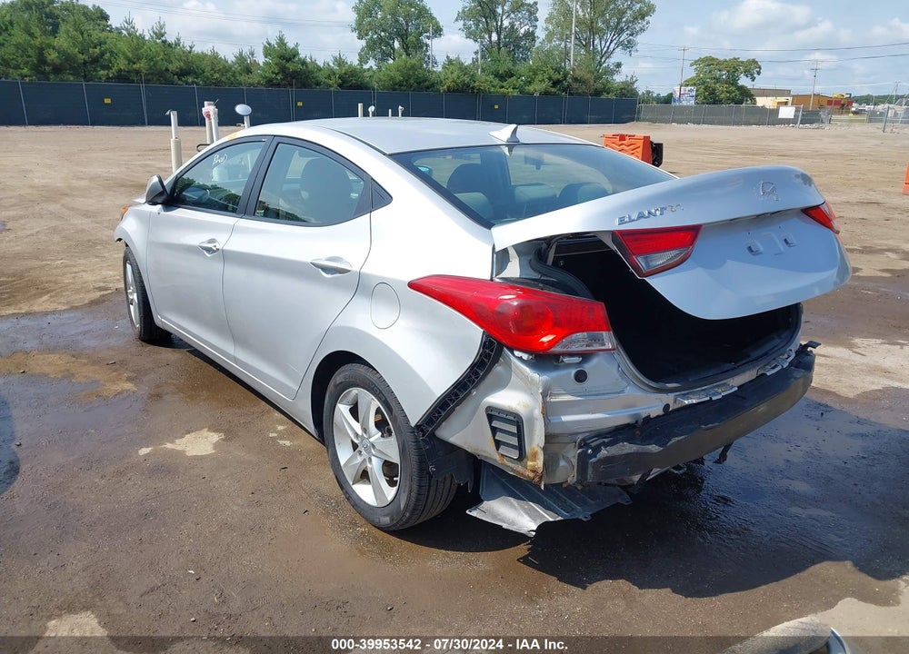 2013 HYUNDAI ELANTRA VIN: KMHDH4AE0DU723482