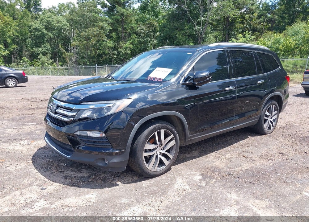 2018 HONDA PILOT TOURING VIN: 5FNYF5H97JB032187