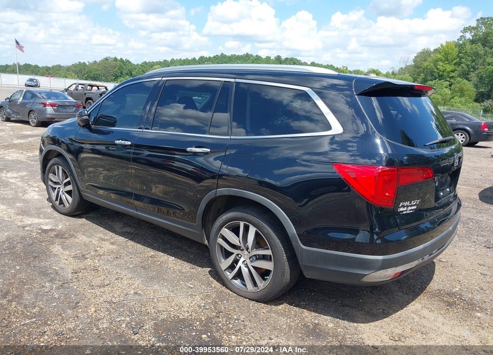 2018 HONDA PILOT TOURING VIN: 5FNYF5H97JB032187