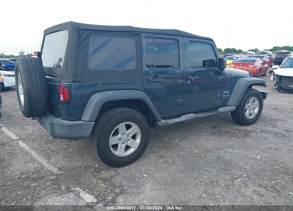 2018 JEEP WRANGLER JK UNLIMITED VIN: 1C4BJWDG5JL858936