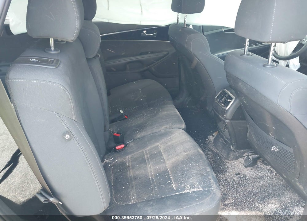 2019 KIA SORENTO 2.4L L VIN: 5XYPG4A35KG437287