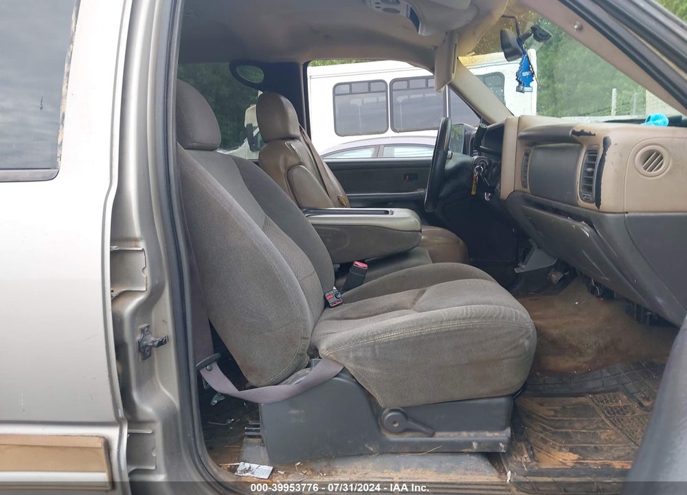 2003 CHEVROLET SILVERADO 2500HD LS VIN: 1GCHC23U33F219511