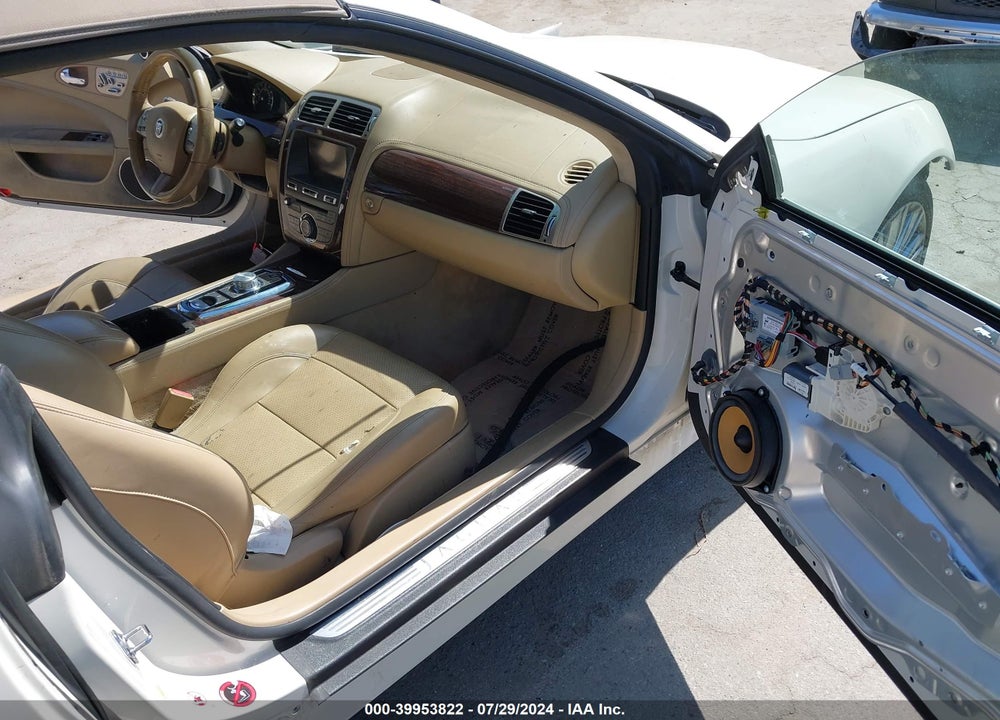 2010 JAGUAR XK VIN: SAJWA4GB4ALB36075