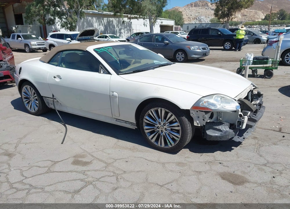 2010 JAGUAR XK VIN: SAJWA4GB4ALB36075