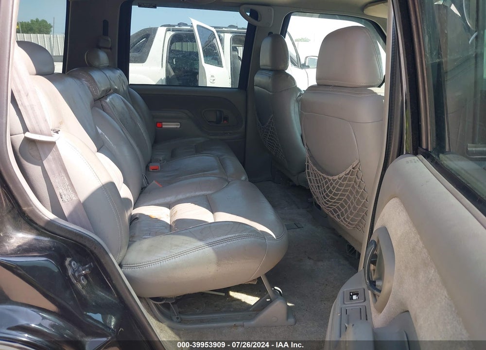 1999 GMC YUKON SLE VIN: 1GKEK13R0XJ791610