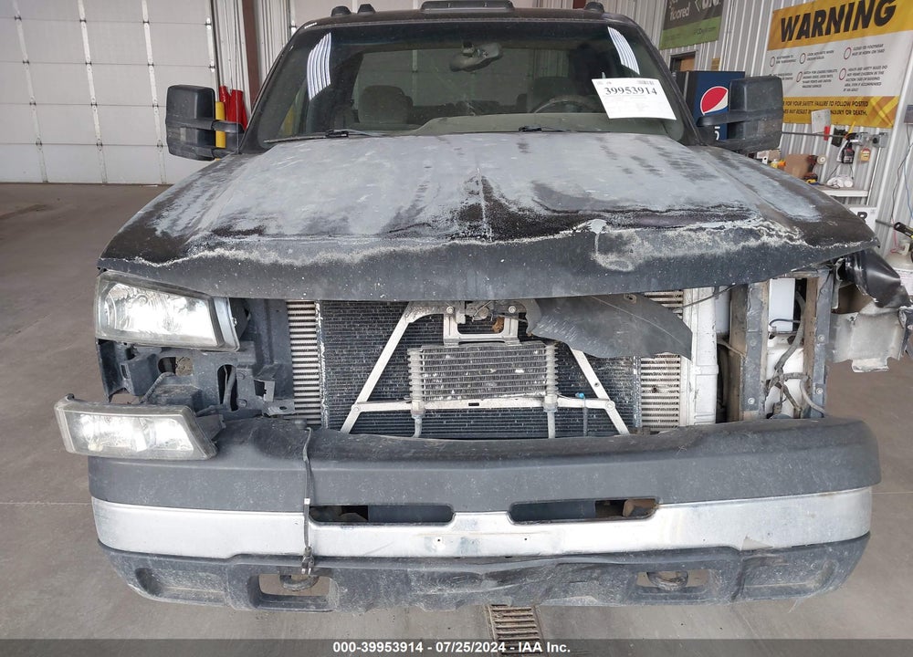 2005 CHEVROLET SILVERADO 3500 LS VIN: 1GCHK33285F889520