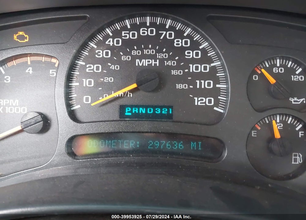 2005 CHEVROLET SILVERADO 2500HD LS VIN: 1GCHK23215F864100
