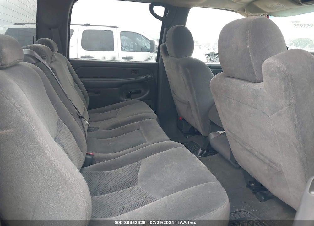 2005 CHEVROLET SILVERADO 2500HD LS VIN: 1GCHK23215F864100