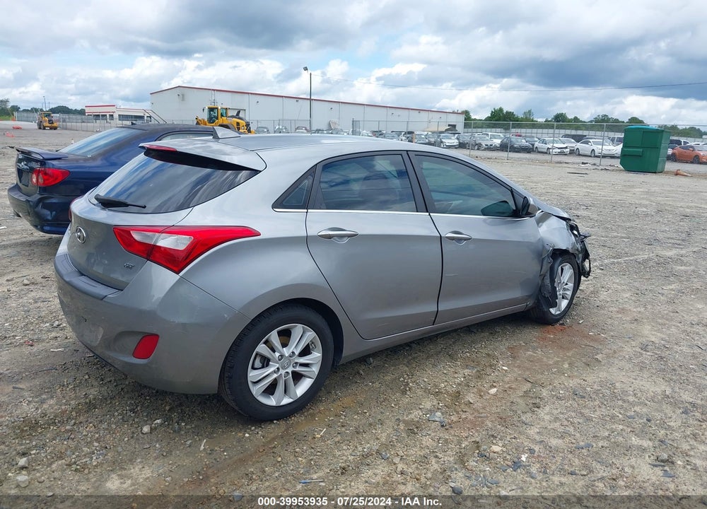 2013 HYUNDAI ELANTRA GT VIN: KMHD35LE4DU104711