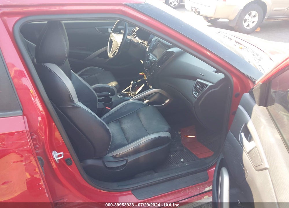 2016 HYUNDAI VELOSTER TURBO VIN: KMHTC6AE5GU253928