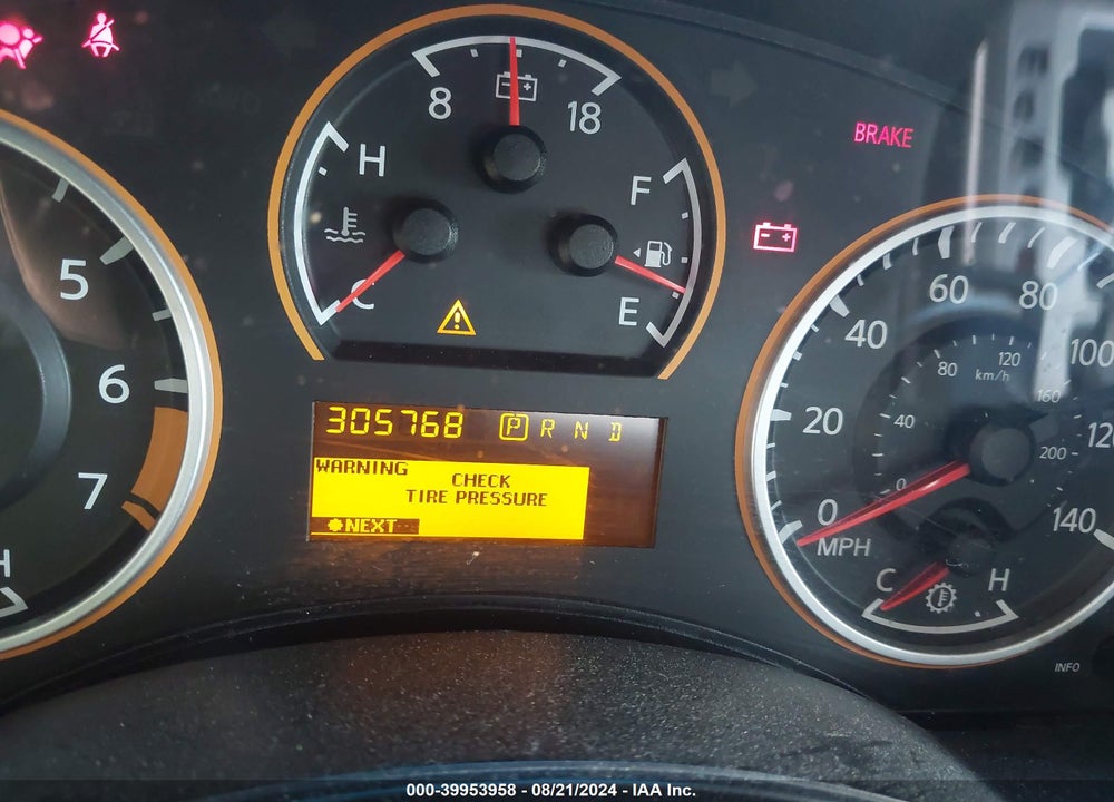 2011 NISSAN TITAN SV VIN: 1N6BA0ED5BN304431