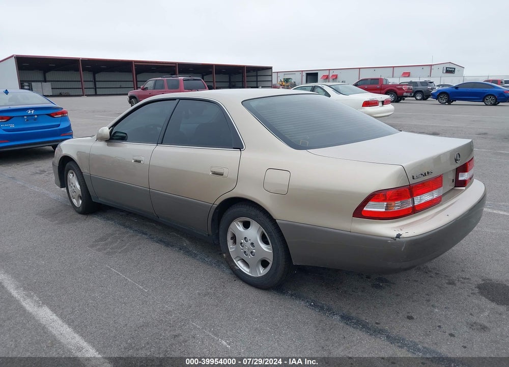 2000 LEXUS ES 300 VIN: JT8BF28G7Y5093598