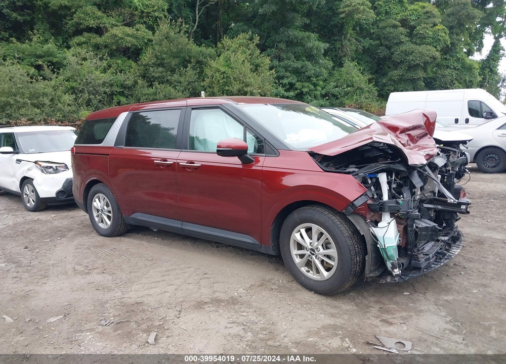 2022 KIA CARNIVAL MPV LX SEAT PACKAGE VIN: KNDNB4H31N6104698