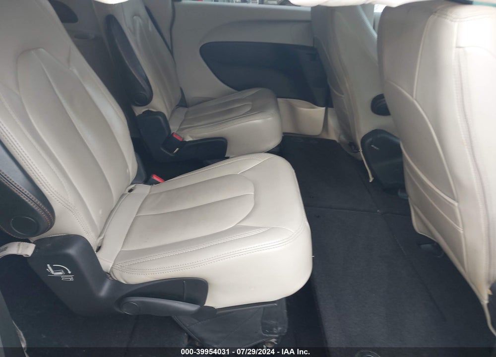 2017 CHRYSLER PACIFICA TOURING VIN: 2C4RC1DGXHR553638