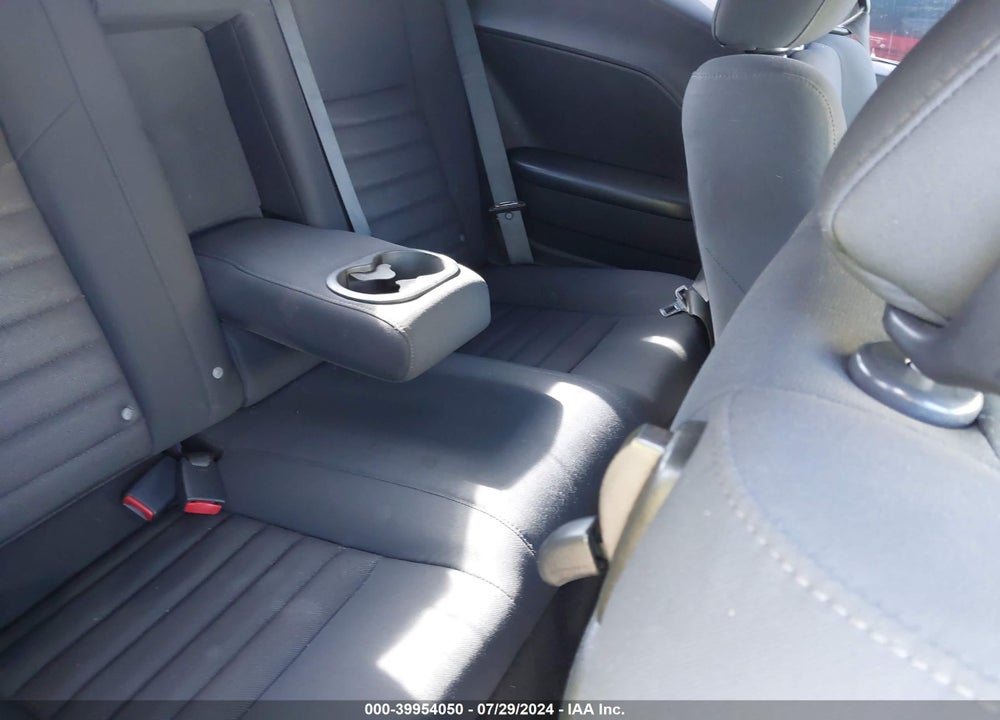 2010 DODGE CHALLENGER SE VIN: 2B3CJ4DV8AH205765
