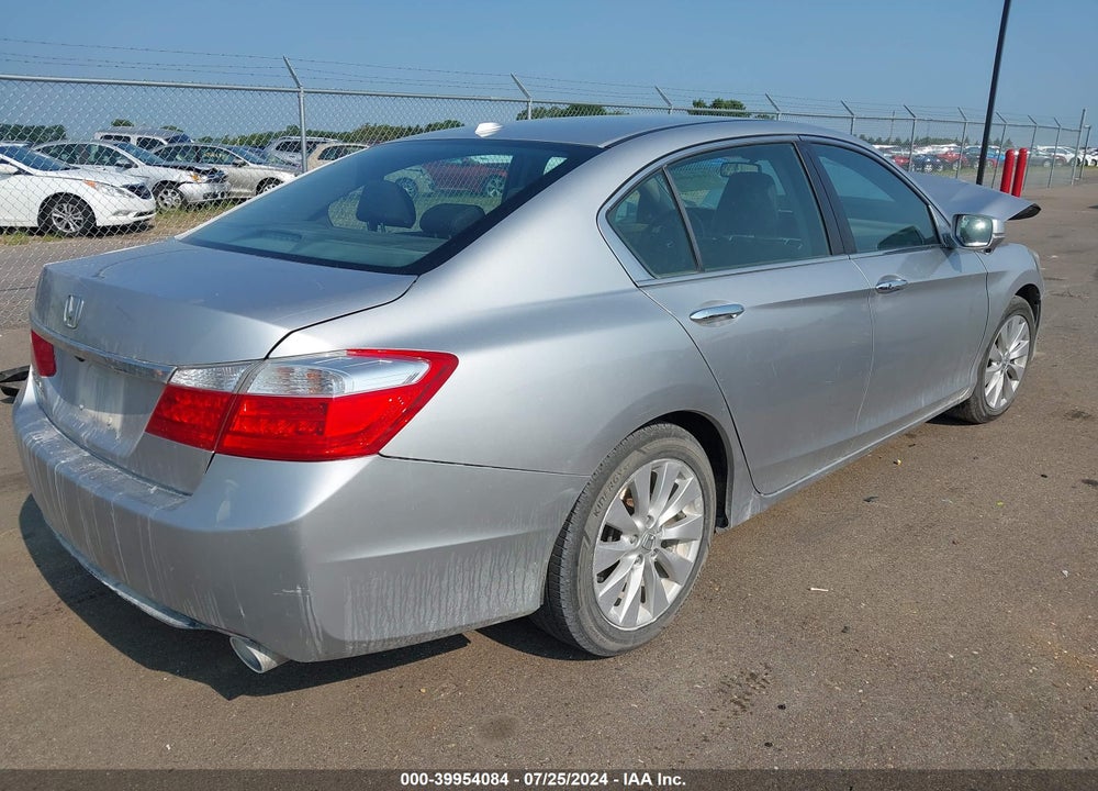 2015 HONDA ACCORD EX-L VIN: 1HGCR2F85FA105200