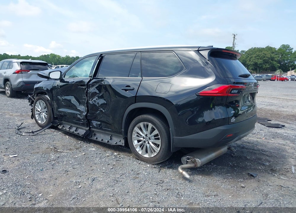 2024 TOYOTA GRAND HIGHLANDER LIMITED/PLATINUM/XLE VIN: 5TDAAAB52RS004223