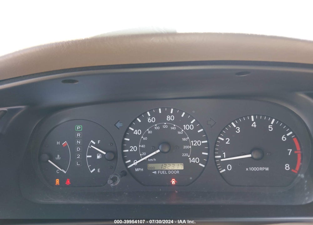 2000 TOYOTA CAMRY LE VIN: JT2BG28K5Y0485195