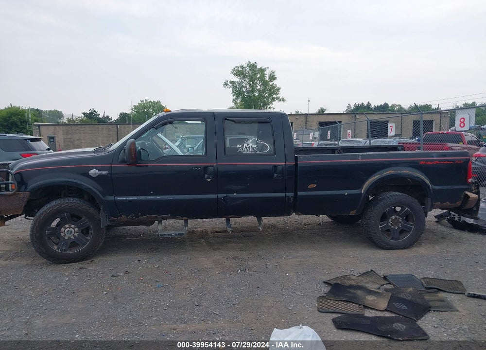 2005 FORD F-350 LARIAT/XL/XLT VIN: 1FTWW31P25EC35449