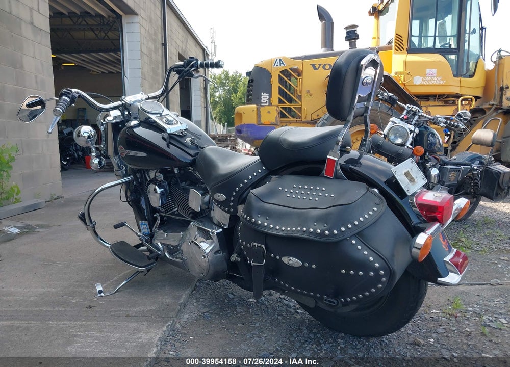 2002 HARLEY-DAVIDSON FLSTCI VIN: 1HD1BWB1X2Y038510