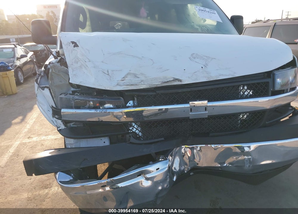 2018 CHEVROLET EXPRESS 2500 LS VIN: 1GAWGEFG6J1194576