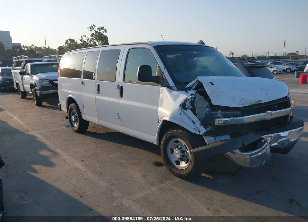 2018 CHEVROLET EXPRESS 2500 LS VIN: 1GAWGEFG6J1194576