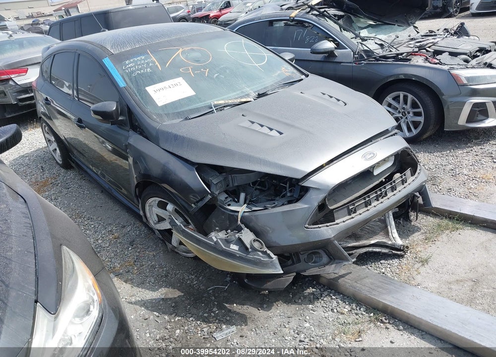 2016 FORD FOCUS ST VIN: 1FADP3L9XGL313662