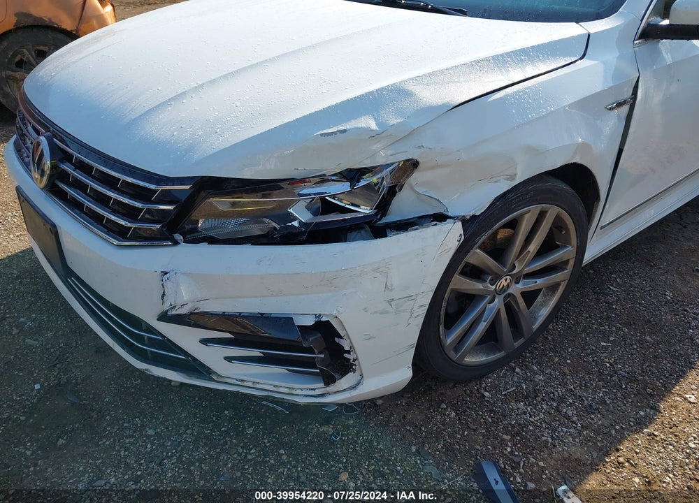 2017 VOLKSWAGEN PASSAT 1.8T R-LINE VIN: 1VWDT7A35HC025171