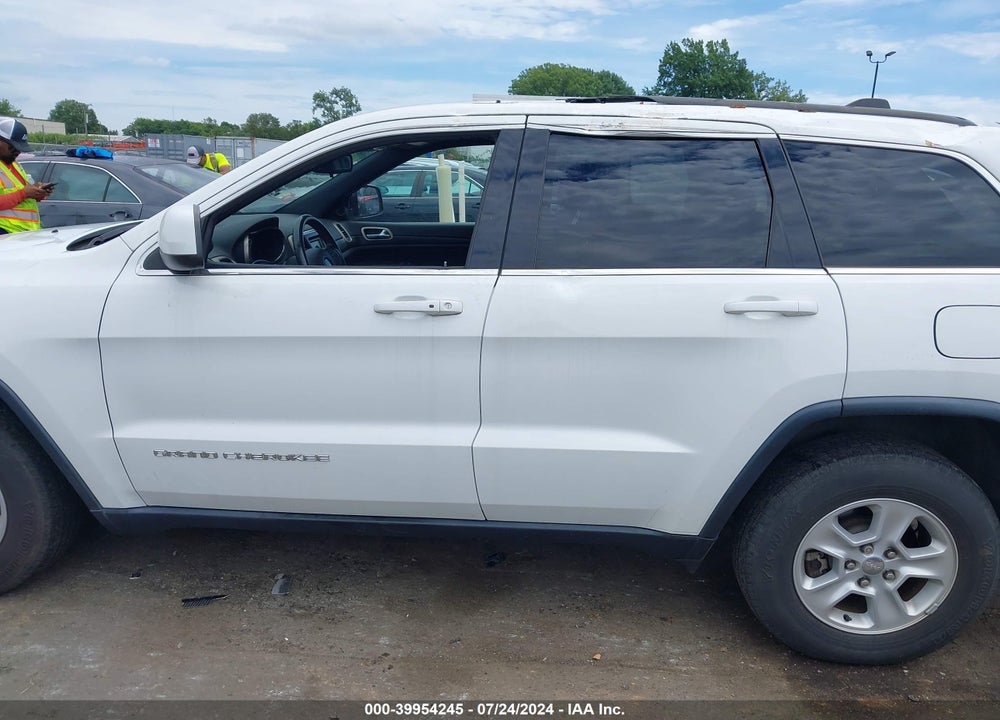 2015 JEEP GRAND CHEROKEE LAREDO VIN: 1C4RJFAG1FC736326