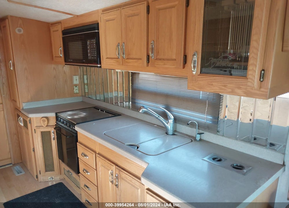 1993 SPARTAN MOTORS MOTORHOME VIN: 4S7MT9K08PC008042