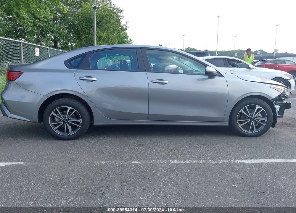 2024 KIA FORTE LXS VIN: 3KPF24ADXRE804484