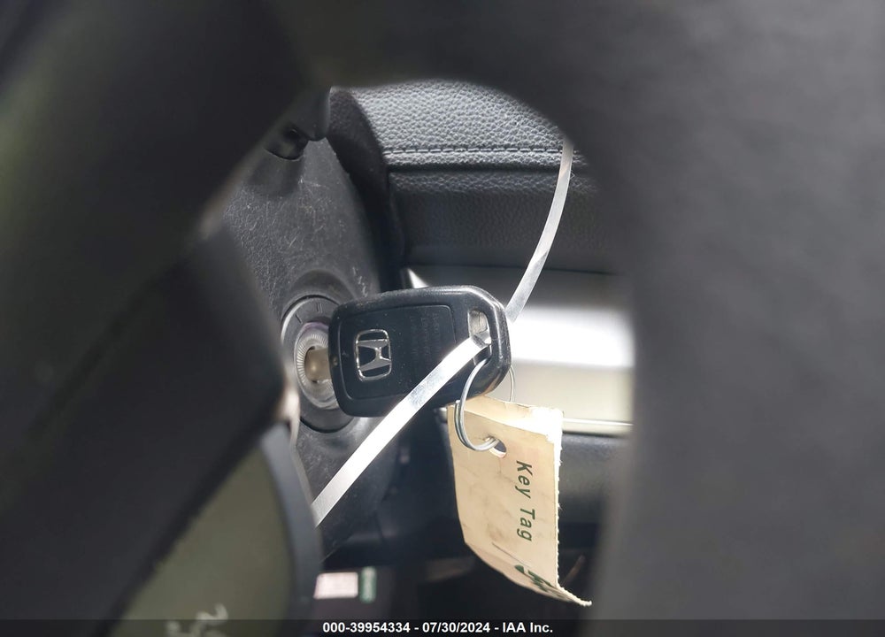 2016 HONDA CR-V LX VIN: 2HKRM4H32GH688260