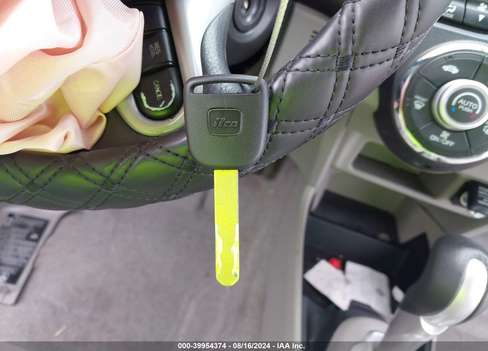 2014 HONDA INSIGHT LX VIN: JHMZE2H50ES001678