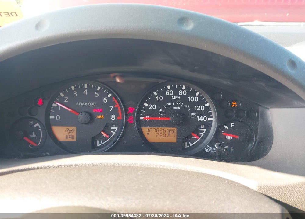2015 NISSAN XTERRA X VIN: 5N1AN0NW7FN667402
