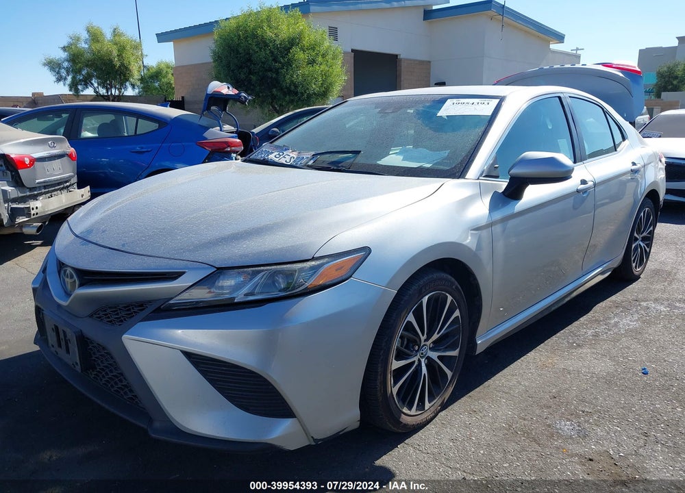 2018 TOYOTA CAMRY SE VIN: 4T1B11HK4JU650828