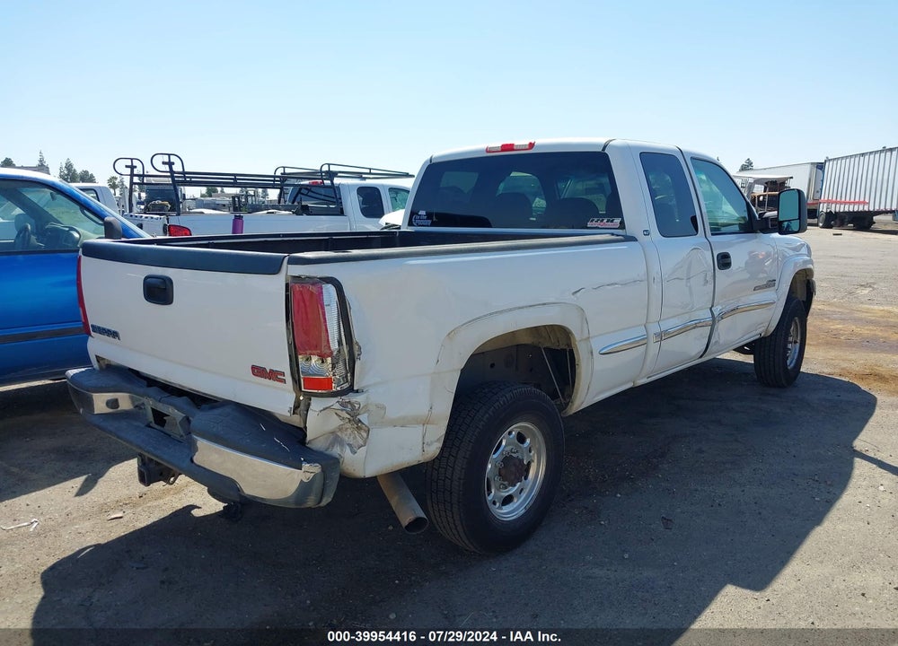 2002 GMC SIERRA 2500HD SLE VIN: 1GTHK29G02E117978
