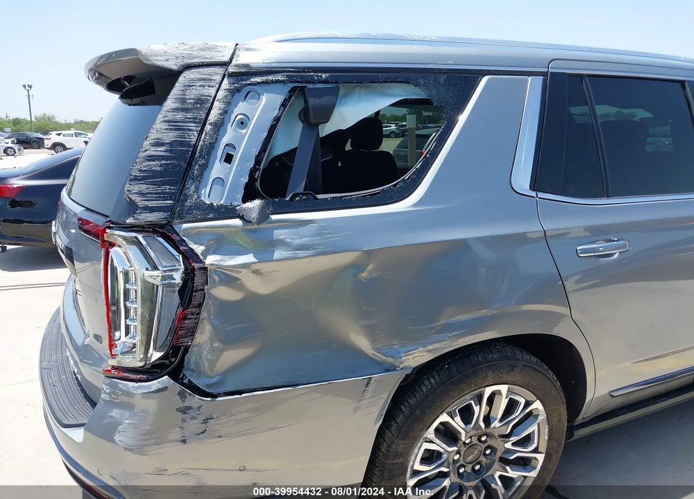 2024 GMC YUKON 4WD DENALI ULTIMATE VIN: 1GKS2EKL0RR127657