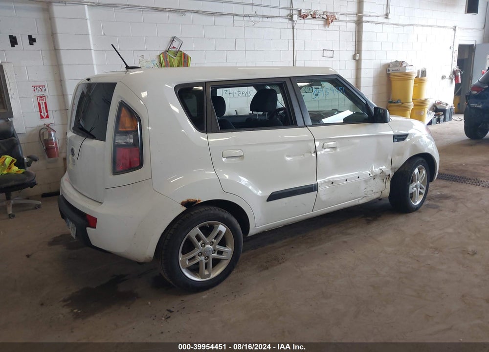 2010 KIA SOUL VIN: KNDJT2A23A7702653