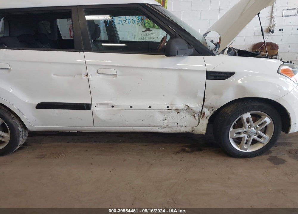 2010 KIA SOUL VIN: KNDJT2A23A7702653
